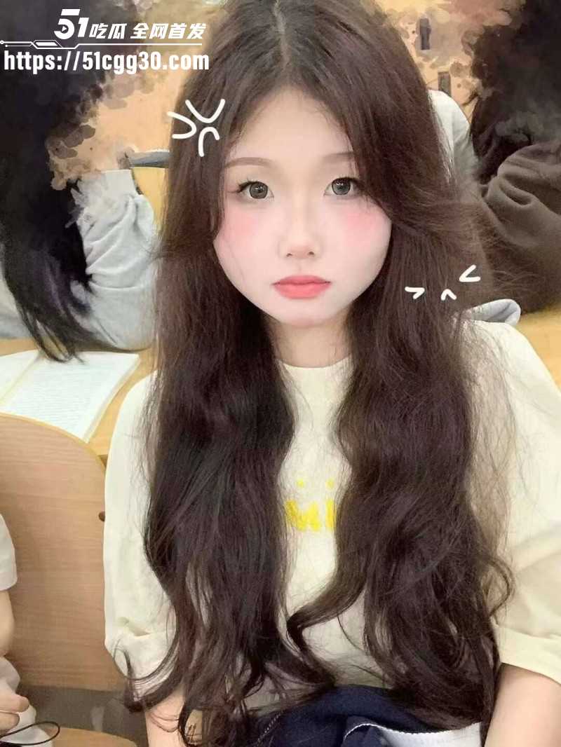 湖北工业大学梁玉莉被金主调教视频01 湖北工业大学梁玉莉被金主调教视频01