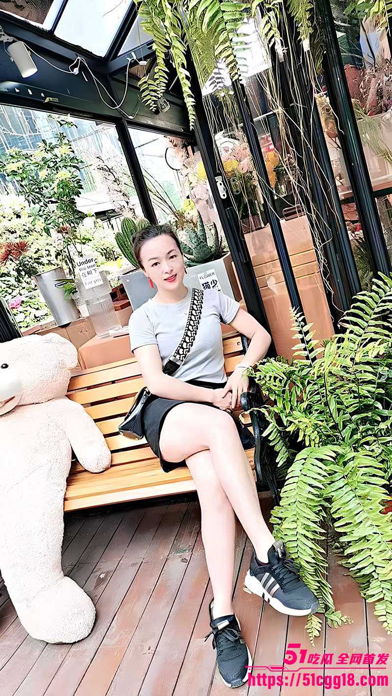 深圳南油服装店老伴娘7 深圳南油服装店老伴娘7