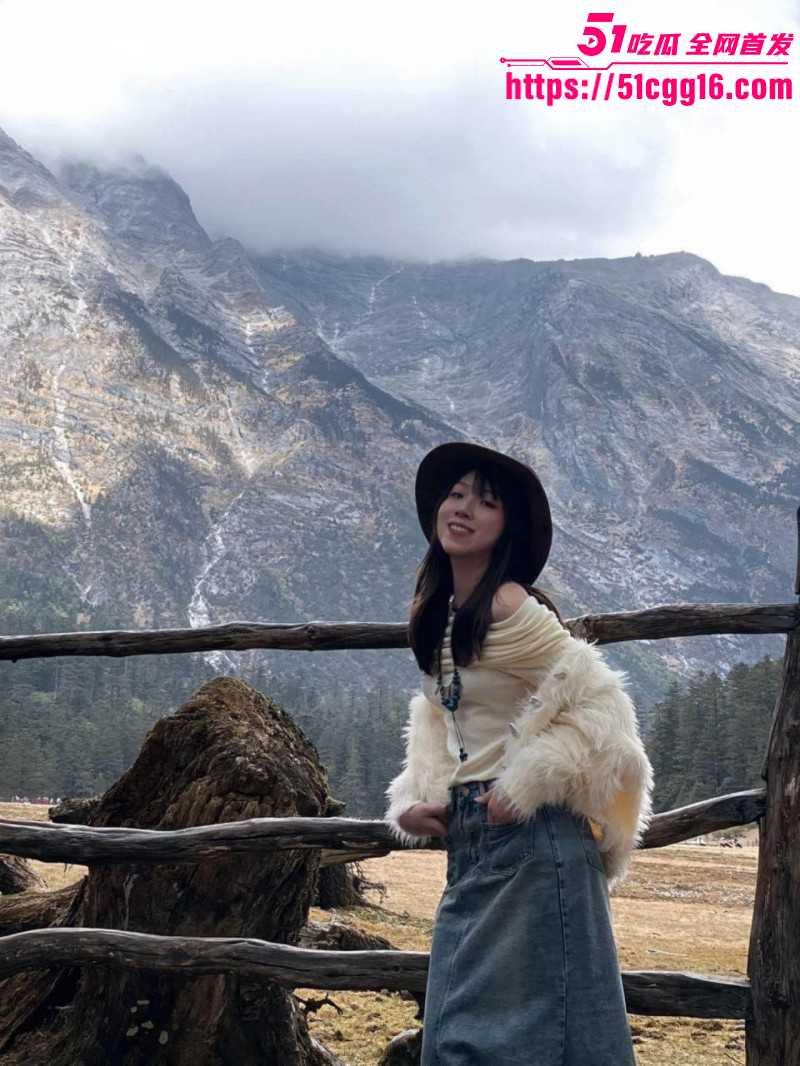山东威海孙颖与客户撩骚不雅视频03 山东威海孙颖与客户撩骚不雅视频03