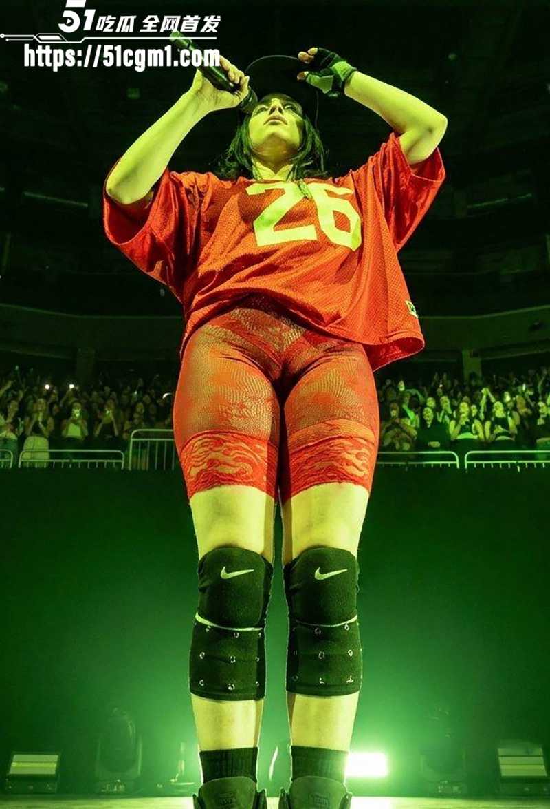 美国歌手BillieEilish比莉·艾利什演唱会大秀骆驼趾视频曝光6拷贝 美国歌手BillieEilish比莉·艾利什演唱会大秀骆驼趾视频曝光6拷贝