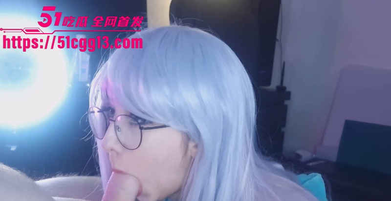3 3