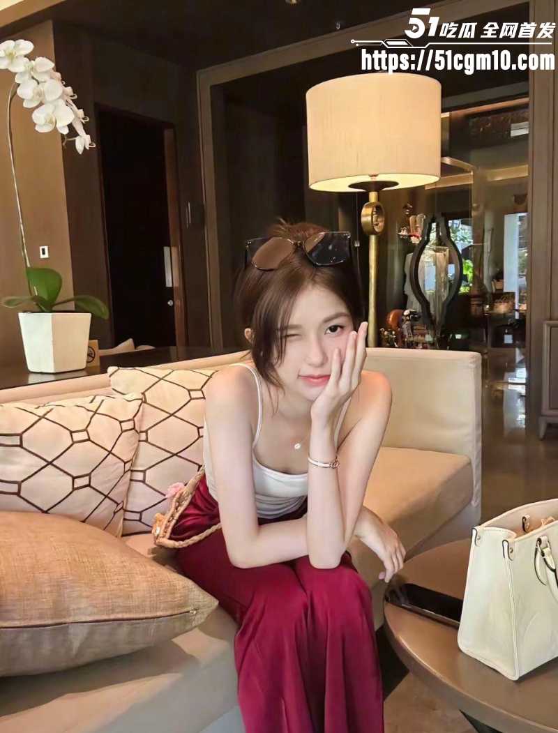 推特约炮博主 凉白开 约操黑丝长腿女大 2 推特约炮博主 凉白开 约操黑丝长腿女大 2