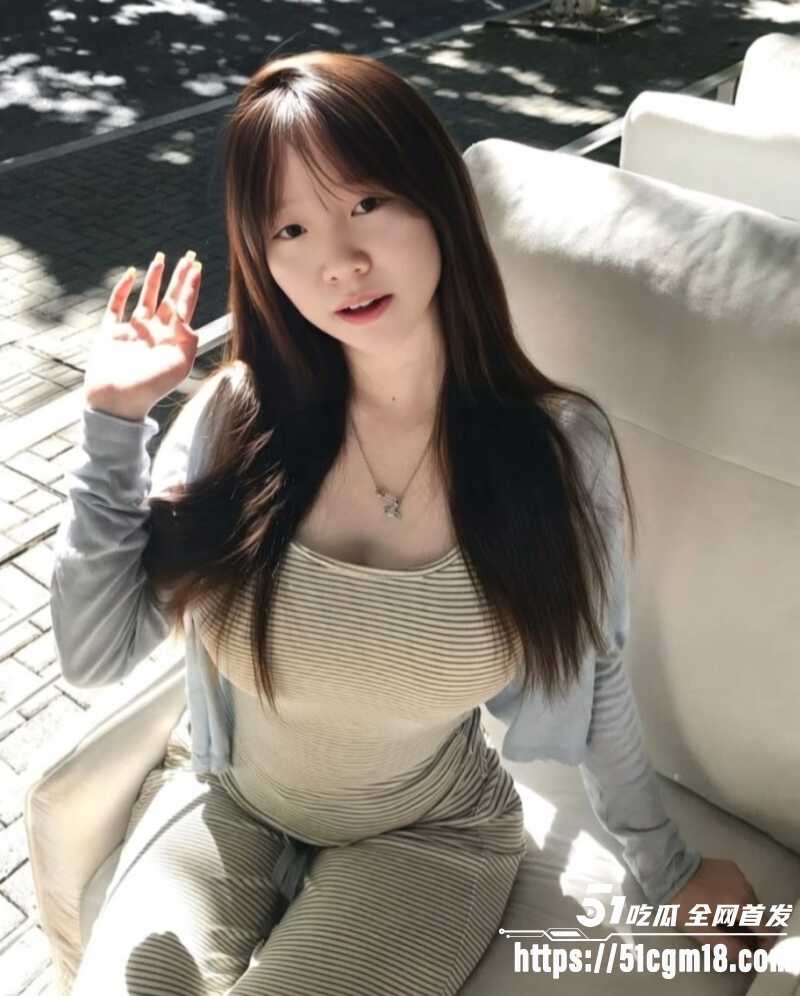 闫丹裸贷视频2 闫丹裸贷视频2