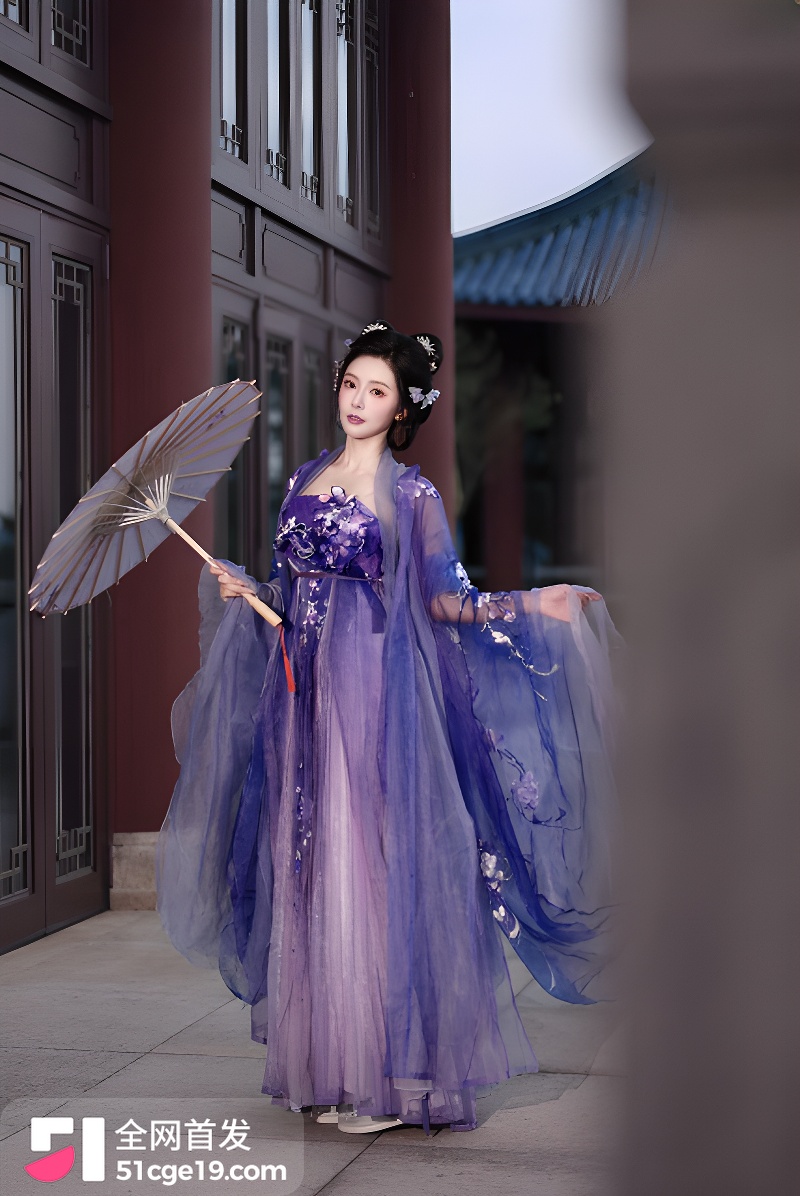 巨乳模特 王馨瑶 贵妃醉酒写真 1 巨乳模特 王馨瑶 贵妃醉酒写真 1