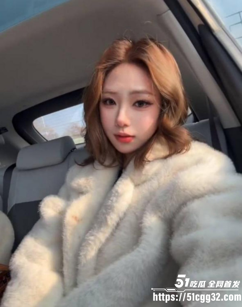 江西土豪包养三小妹后宫群聊天记录泄露016 江西土豪包养三小妹后宫群聊天记录泄露016
