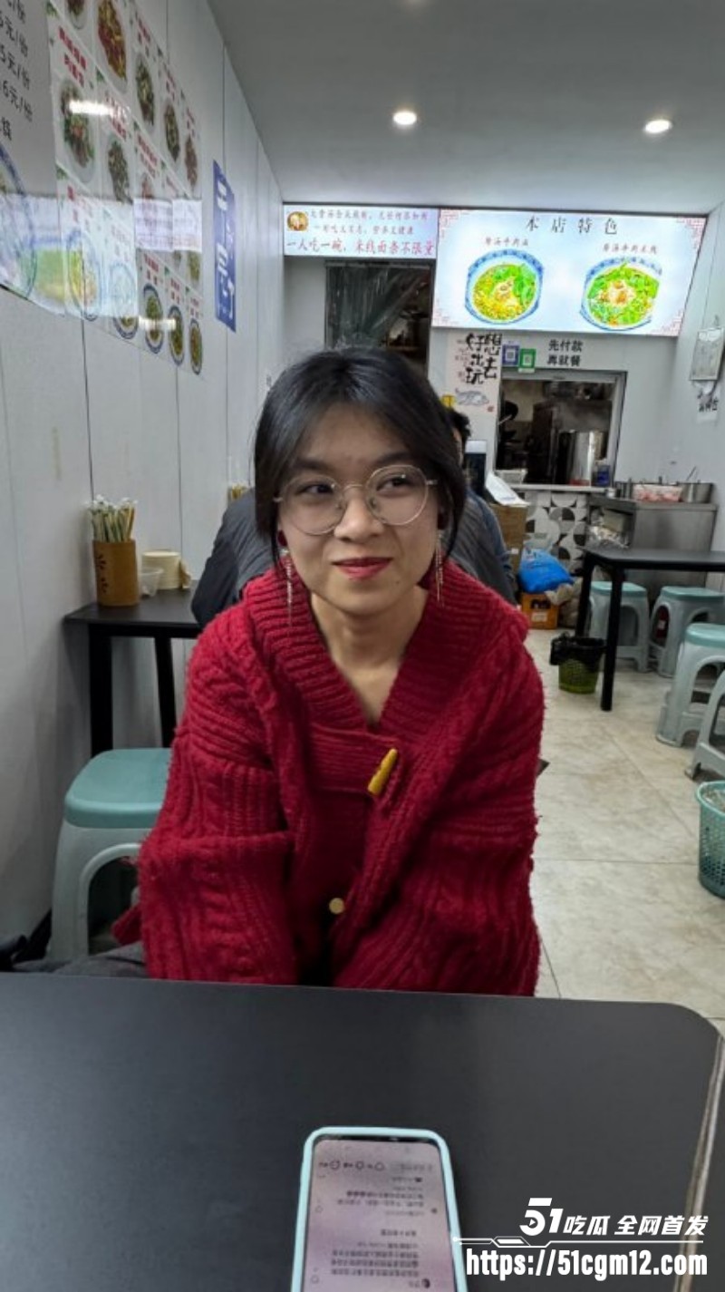湖南衡阳师范教师 邓煜馨 遭金主曝光淫荡自拍 6 湖南衡阳师范教师 邓煜馨 遭金主曝光淫荡自拍 6