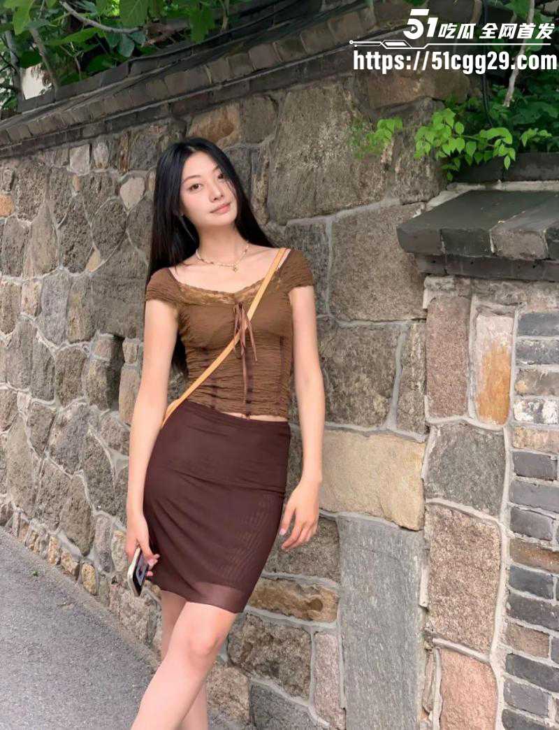 山东威海少妇林雅琳约炮视频泄密01