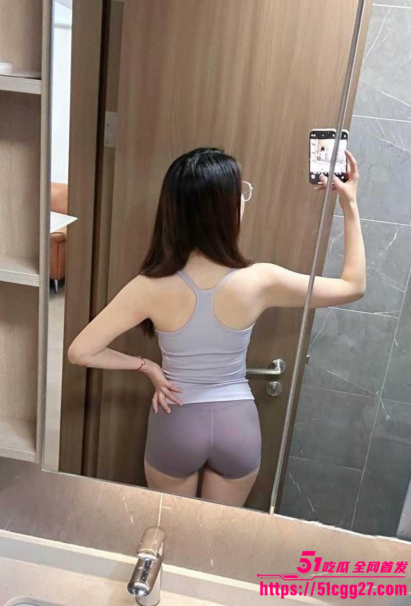 我的美女姐姐与姐姐69式互舔04 我的美女姐姐与姐姐69式互舔04