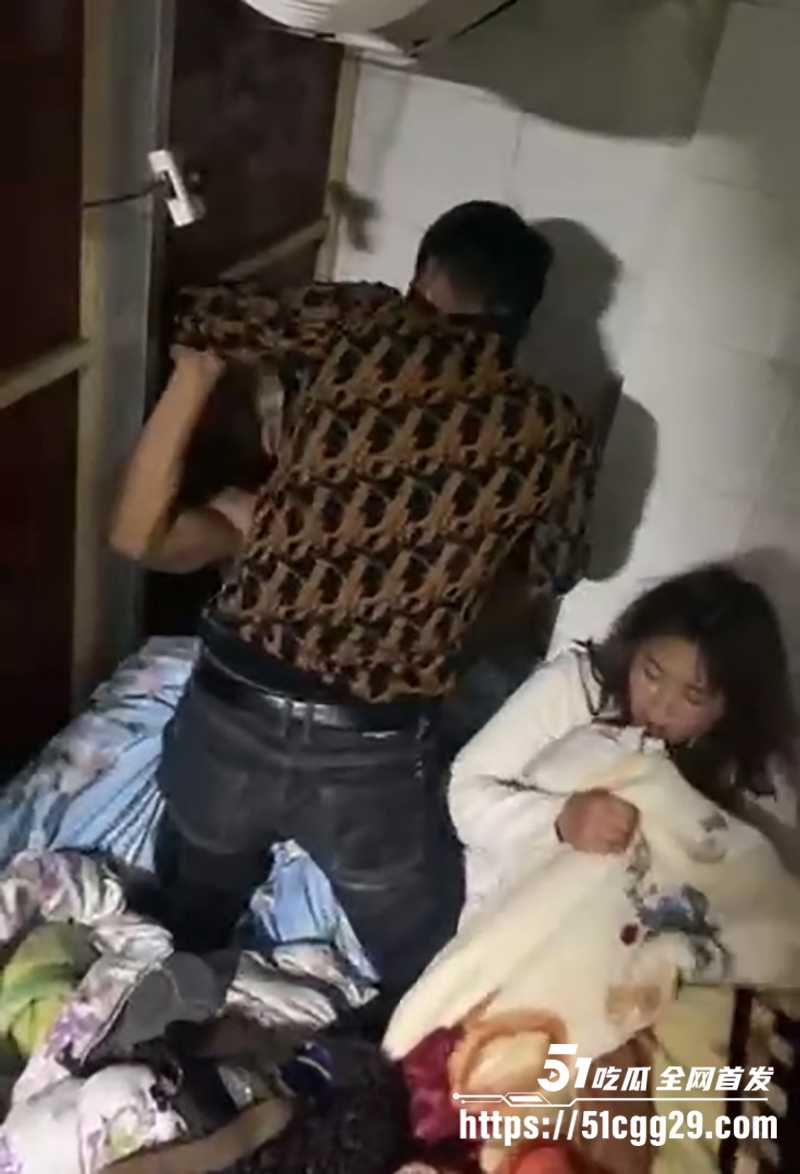 极品淫妻玩偷情 抓奸现场视频流出 7 拷贝 极品淫妻玩偷情 抓奸现场视频流出 7 拷贝