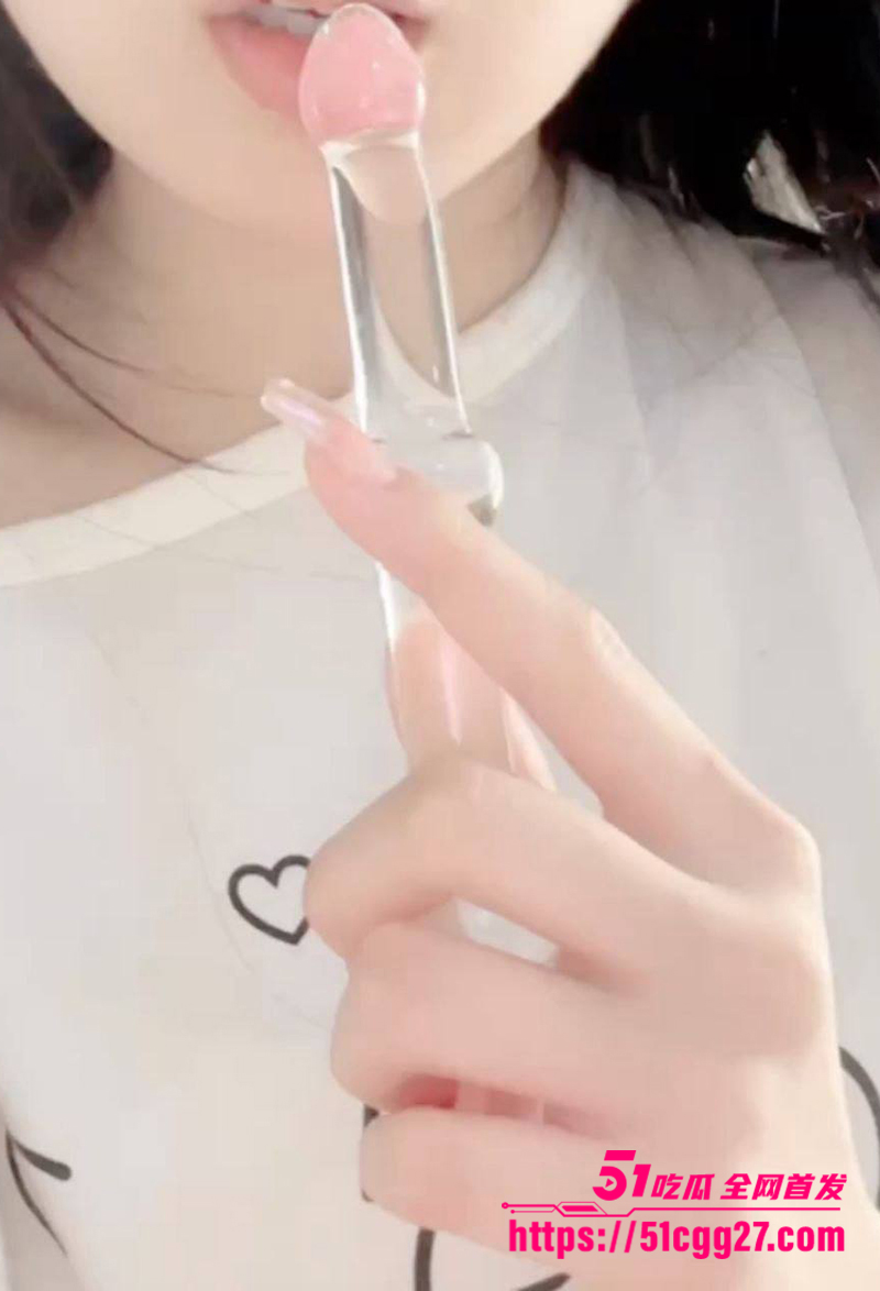 推特白嫩极品双马尾少萝雪花妹妹合集流出1拷贝 推特白嫩极品双马尾少萝雪花妹妹合集流出1拷贝