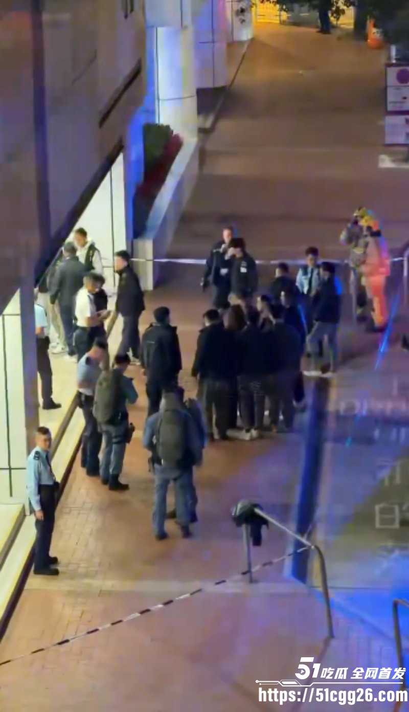 香港屯门市广场持刀伤人事件06 香港屯门市广场持刀伤人事件06
