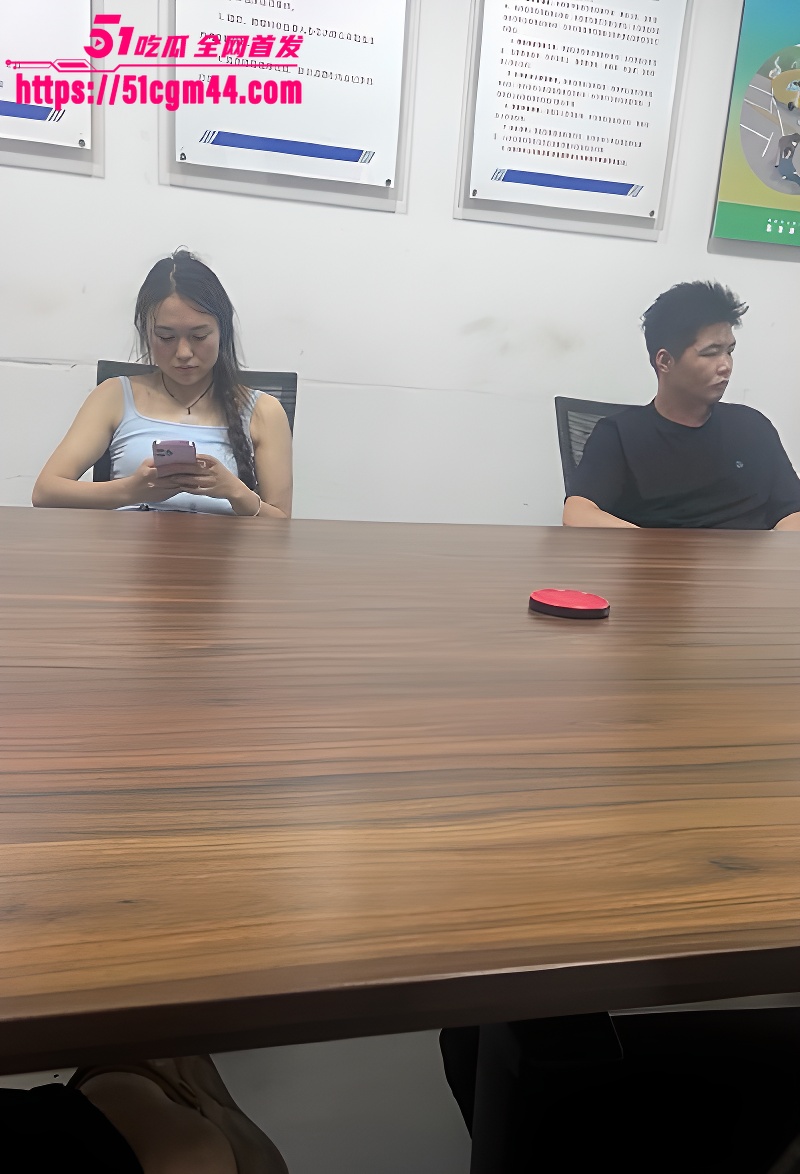 江苏男子当街怒砍淫妻奸夫 8 江苏男子当街怒砍淫妻奸夫 8