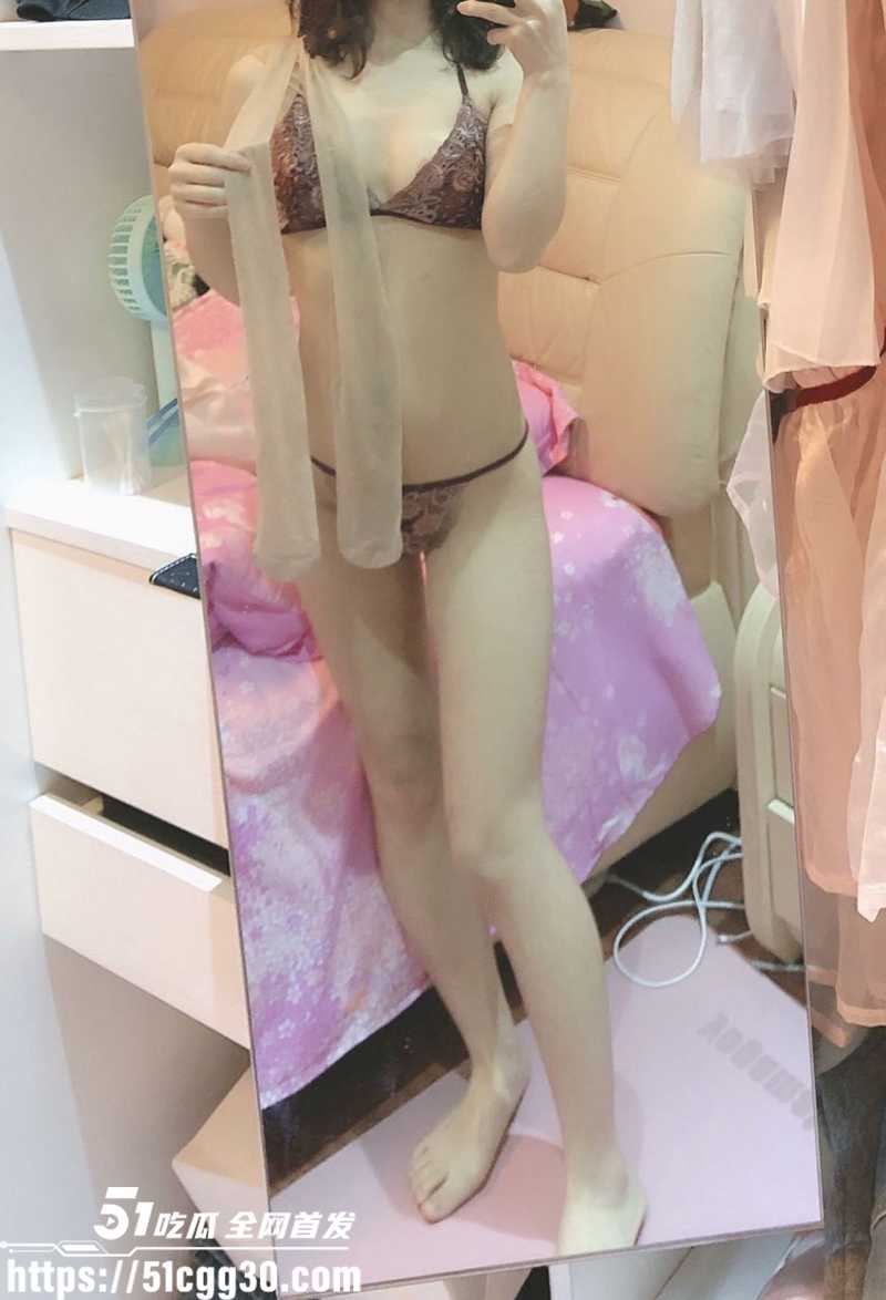 湖北大学生校花妙妙被包养视频流出 8 拷贝 湖北大学生校花妙妙被包养视频流出 8 拷贝