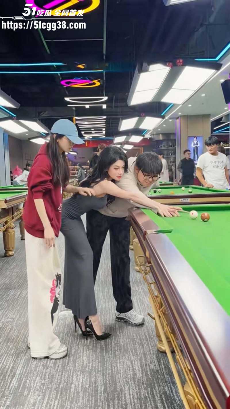 湖北武汉赢海台球扫黄事件012 湖北武汉赢海台球扫黄事件012