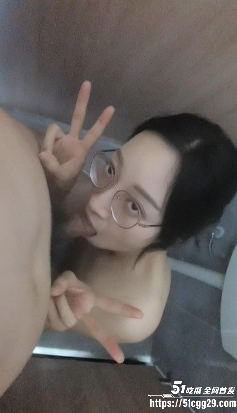 吉林学生妹张语桐不雅视频合集05 吉林学生妹张语桐不雅视频合集05