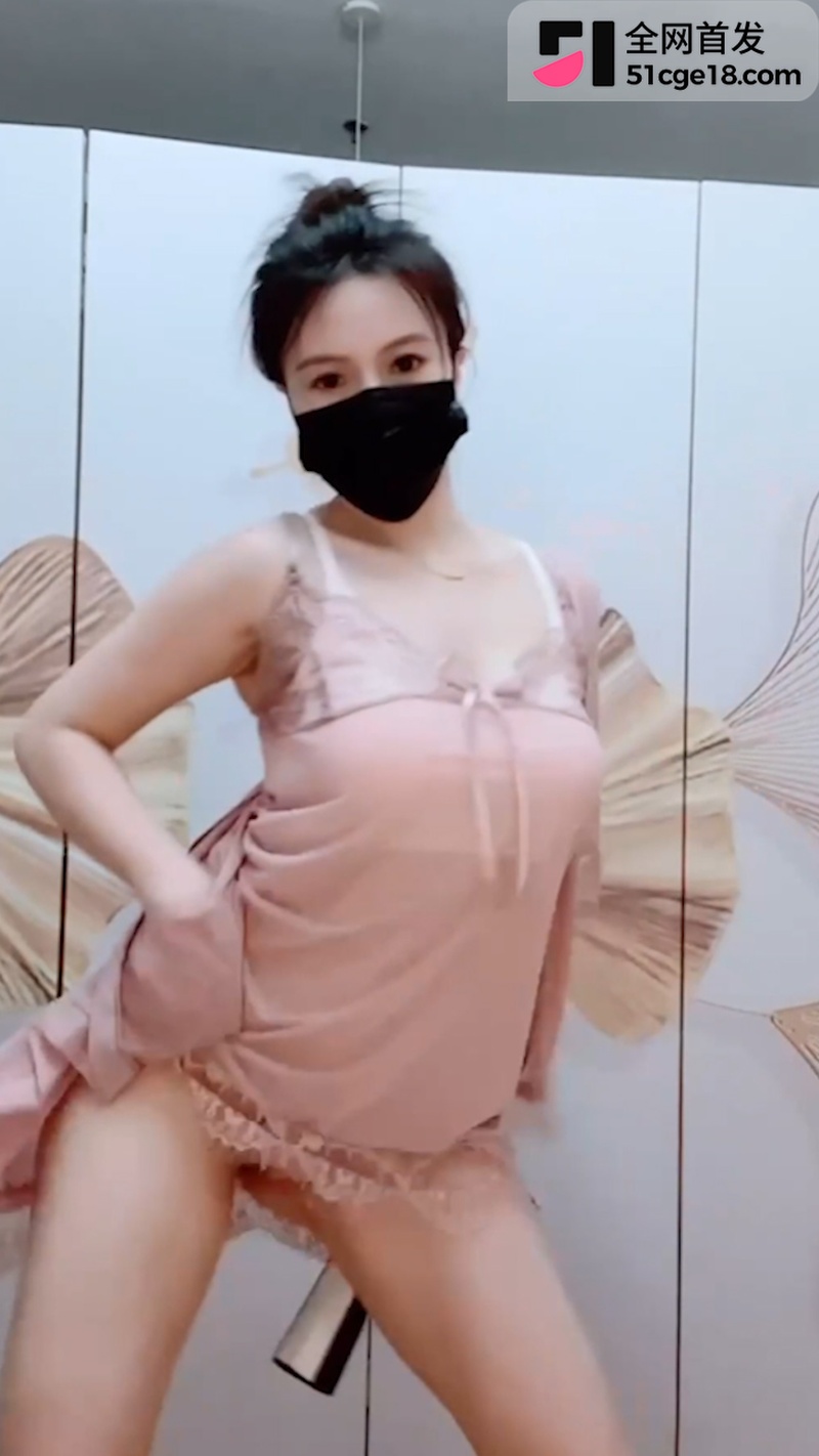 抖音骚妇 小阿姨大王 骚舞合集 2 抖音骚妇 小阿姨大王 骚舞合集 2