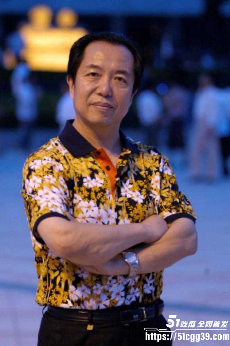 知名歌手黄子弘凡父亲黄金中被曝诈骗011 知名歌手黄子弘凡父亲黄金中被曝诈骗011