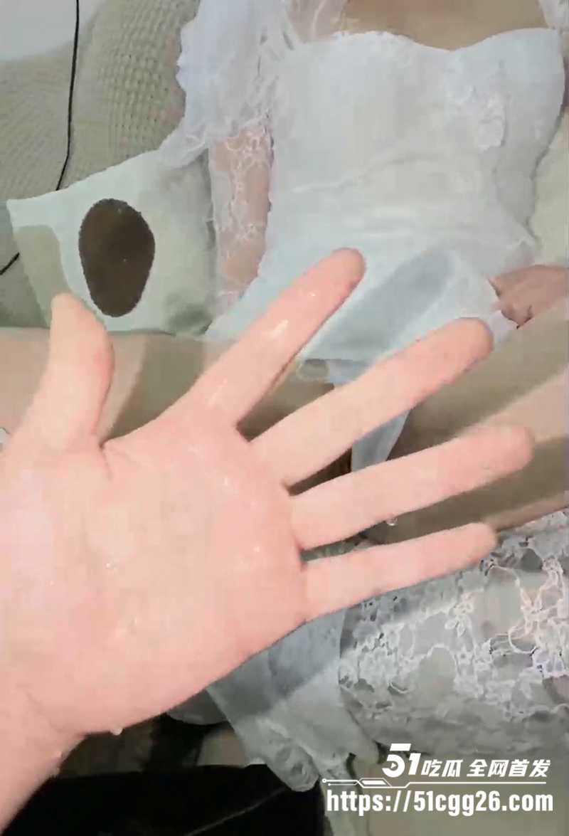 海角乱伦之会喷水的亲姐姐 4 拷贝 海角乱伦之会喷水的亲姐姐 4 拷贝
