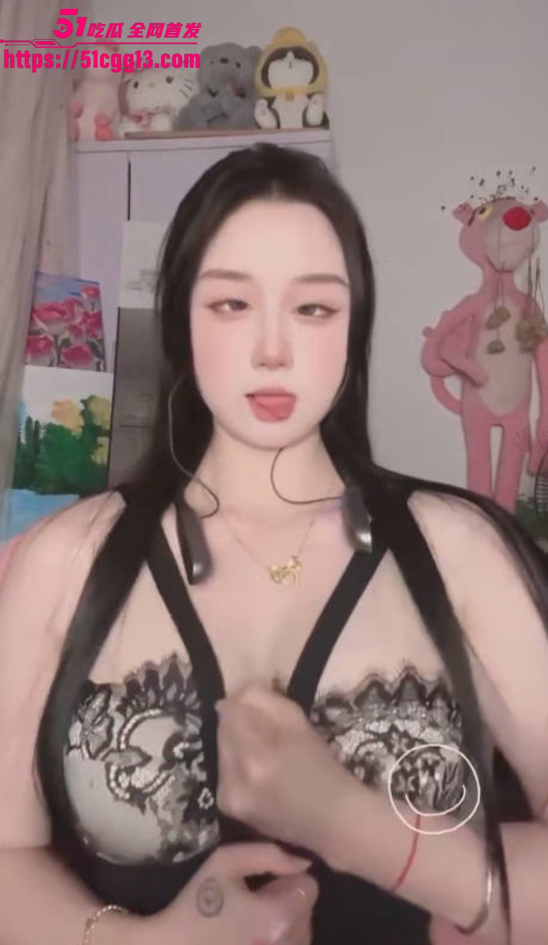 4 4