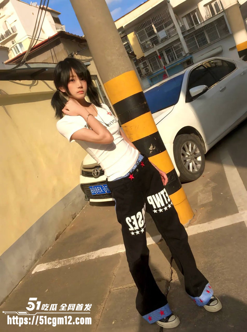 东南亚园区 精神小妹查房 挨个摸奶玩弄 2 东南亚园区 精神小妹查房 挨个摸奶玩弄 2