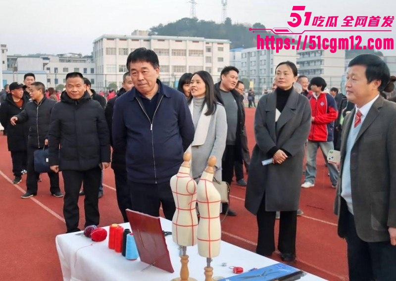 湖南祁东职校95后女老师徐西婷下海卖片034 湖南祁东职校95后女老师徐西婷下海卖片034