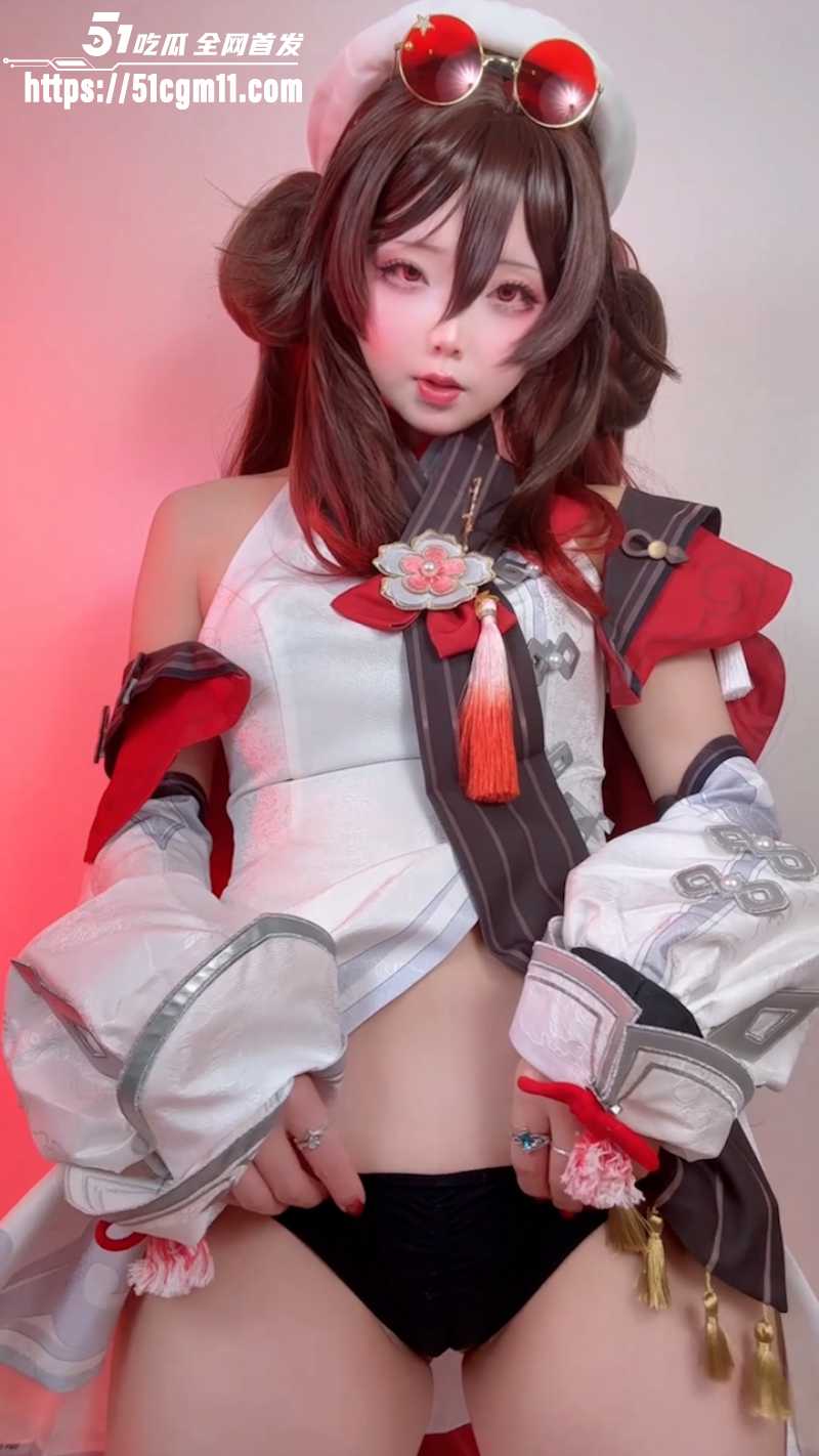 日本微胖福利姬 chuchu 生日coser自慰专场  1