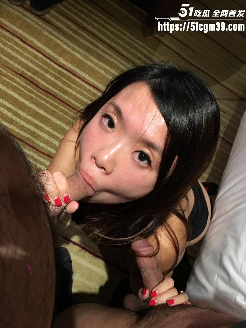 人妻少妇母狗聚会3P淫乱自拍5 人妻少妇母狗聚会3P淫乱自拍5