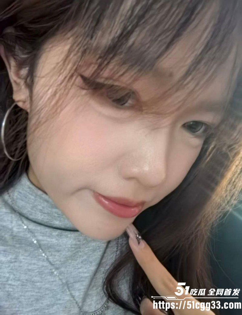 河南新乡精神小妹下海卖逼01 河南新乡精神小妹下海卖逼01