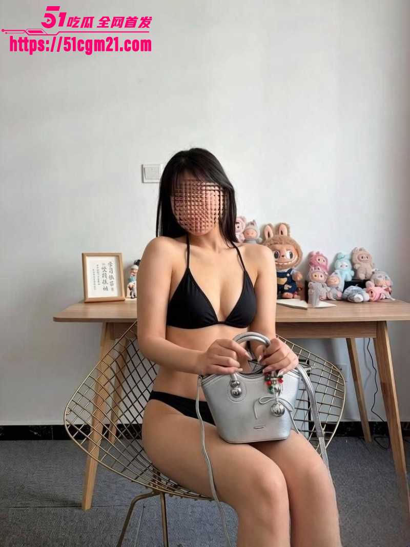 39岁妈妈和30岁堂姐与堂姐乱伦做爱03 39岁妈妈和30岁堂姐与堂姐乱伦做爱03