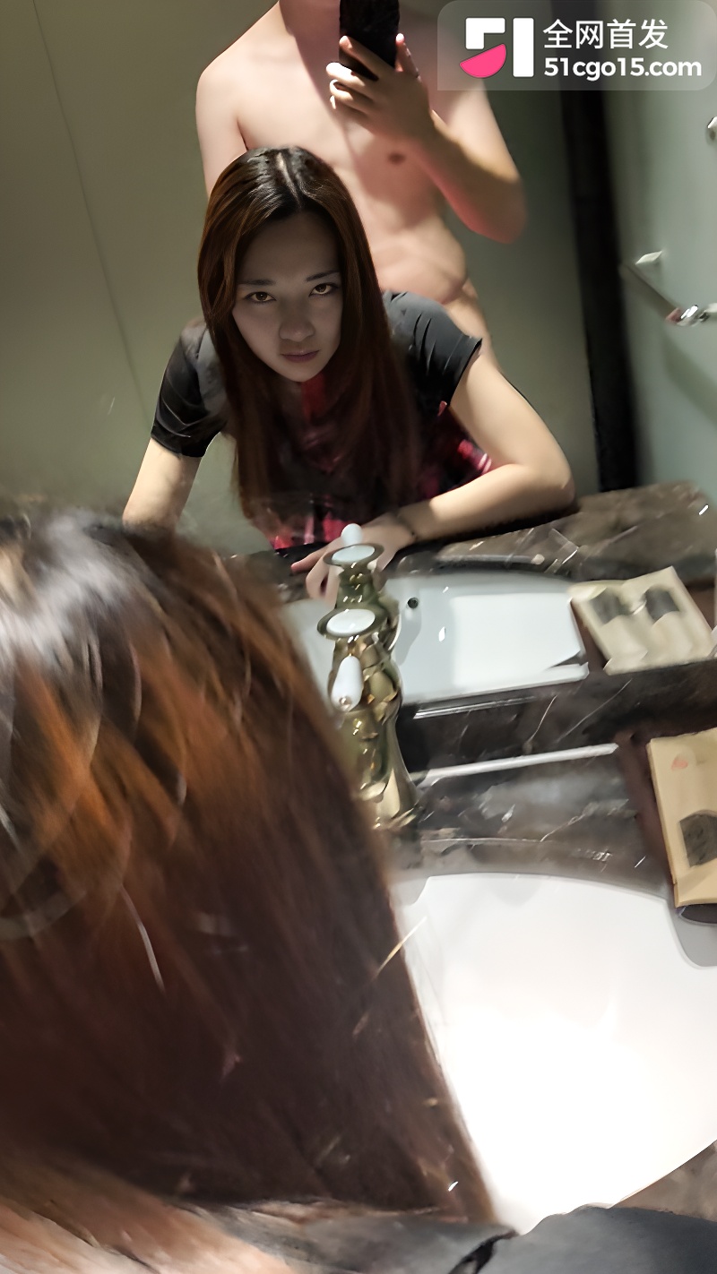 上海留学生 Jimmy 酒店性爱私拍2 上海留学生 Jimmy 酒店性爱私拍2