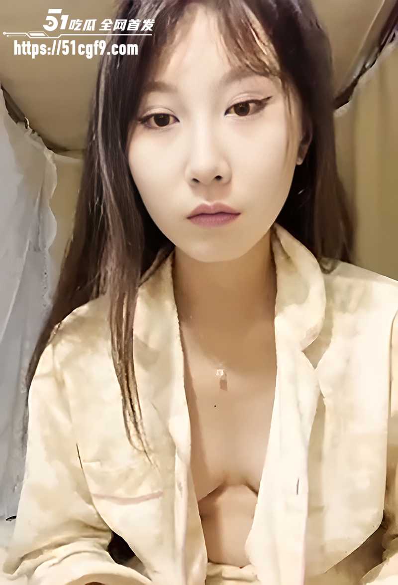 湖北美女大学生 蒋佳玉露脸网调 3 拷贝 湖北美女大学生 蒋佳玉露脸网调 3 拷贝