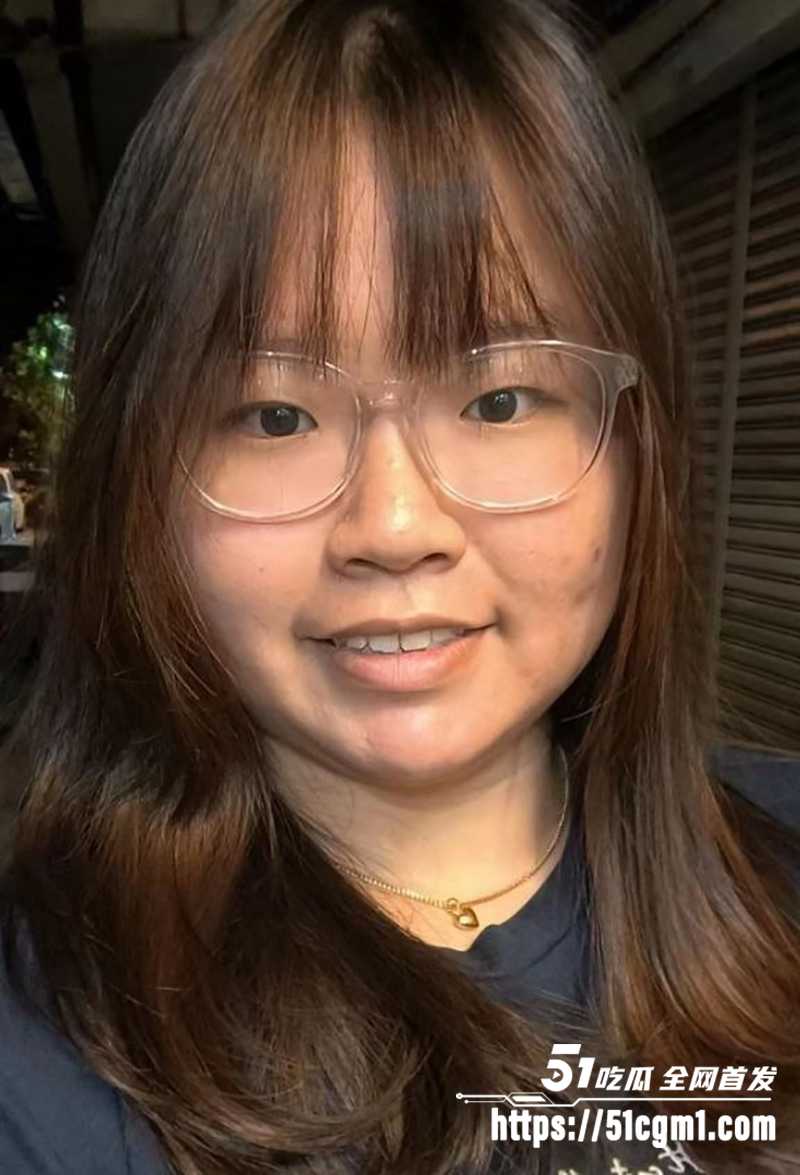 马来西亚巨乳反差眼镜婊子街头上野外露出视频流出2拷贝 马来西亚巨乳反差眼镜婊子街头上野外露出视频流出2拷贝