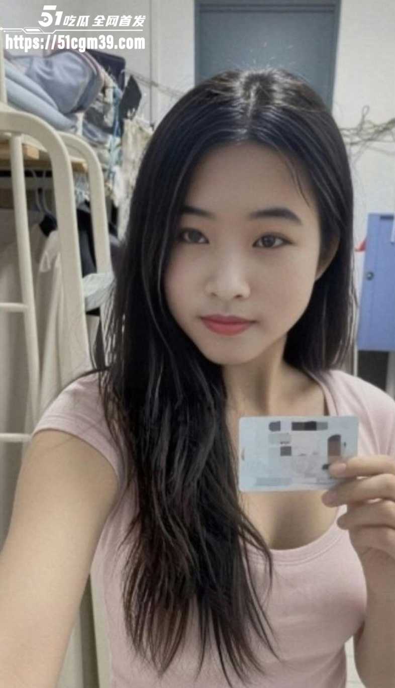 广东大四学生妹 杨玉玲 裸贷逾期 1 广东大四学生妹 杨玉玲 裸贷逾期 1