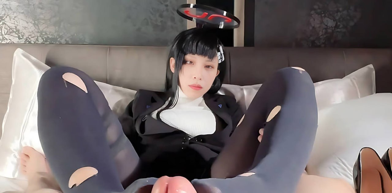 推特福利姬 浵卡Tokar COS调月莉音 足交腿交疯狂炸精 腿控足控必看福利