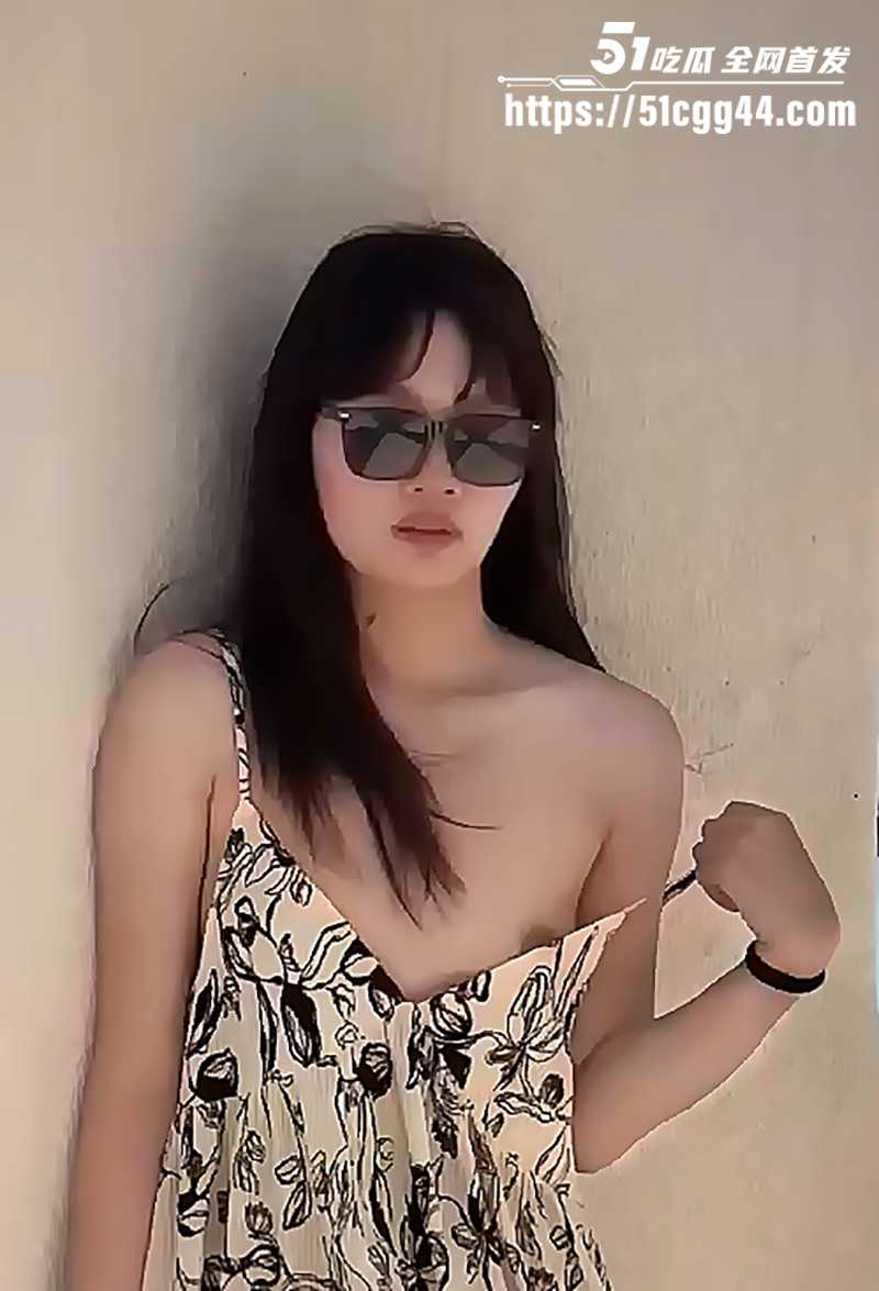 甜美清纯女友黄潇潇不雅视频流出 2 拷贝 甜美清纯女友黄潇潇不雅视频流出 2 拷贝