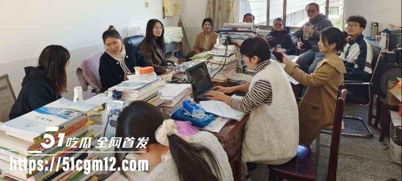 湖南祁东职校95后女老师徐西婷下海卖片032 湖南祁东职校95后女老师徐西婷下海卖片032