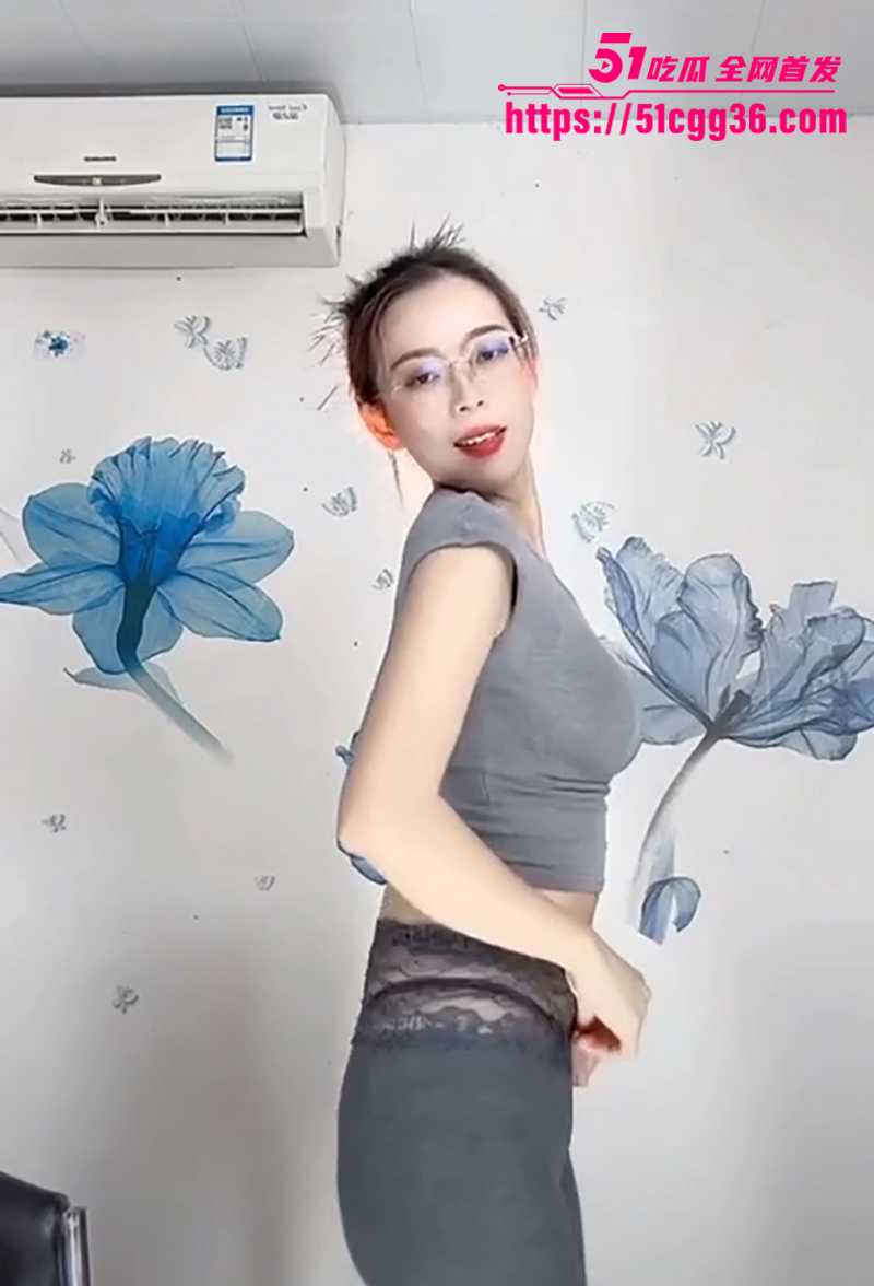 快手网红少妇小苹果裸聊合集 5 拷贝 快手网红少妇小苹果裸聊合集 5 拷贝