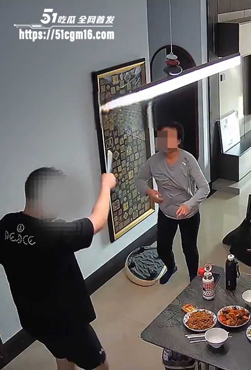 千万大V张百乔家暴视频被扒 38 拷贝 千万大V张百乔家暴视频被扒 38 拷贝
