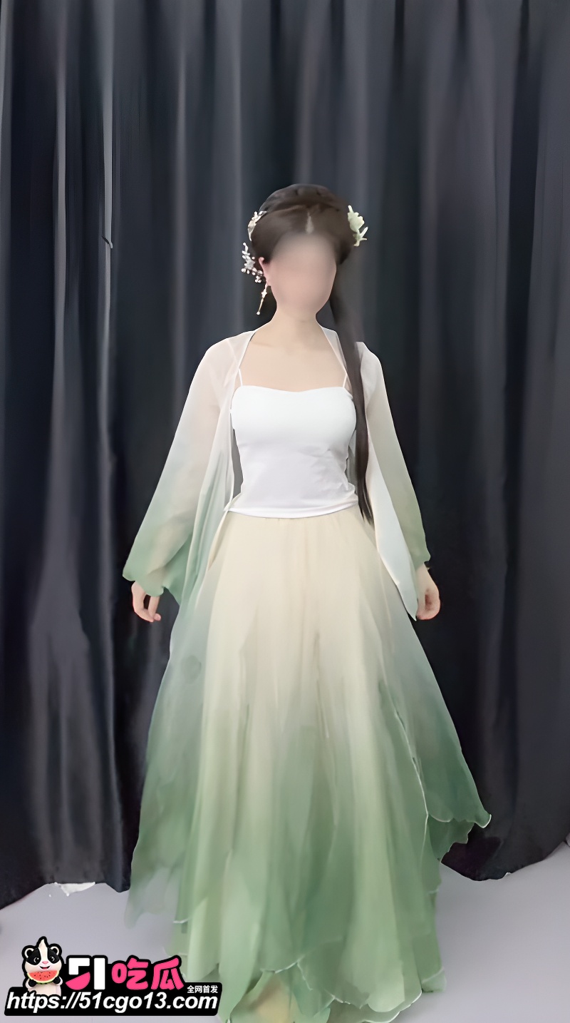性感辣妹 小乔 裸舞合集 1 性感辣妹 小乔 裸舞合集 1