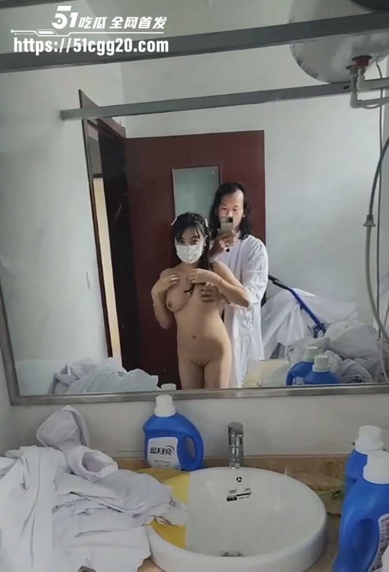 顶级露出艺术家TonyJ和贝贝露出视频流出10拷贝 顶级露出艺术家TonyJ和贝贝露出视频流出10拷贝