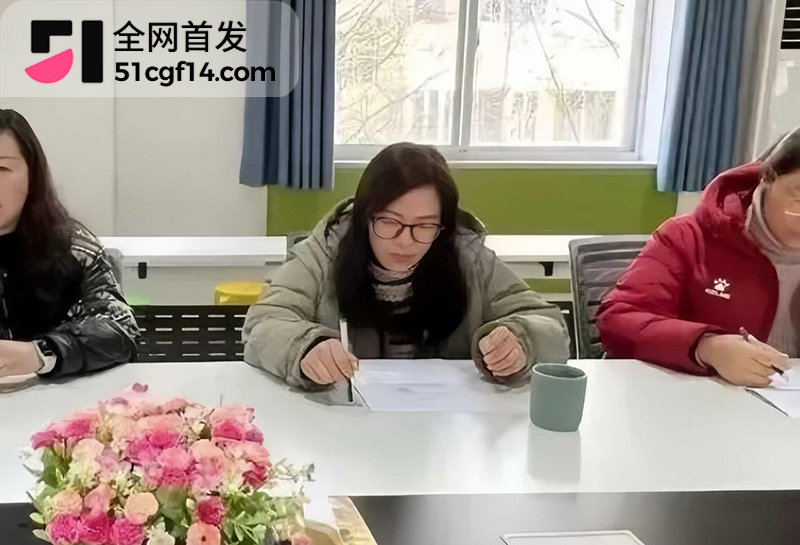 江苏东台实验小学教师梁雪芳偷晴曝光 2 拷贝 江苏东台实验小学教师梁雪芳偷晴曝光 2 拷贝