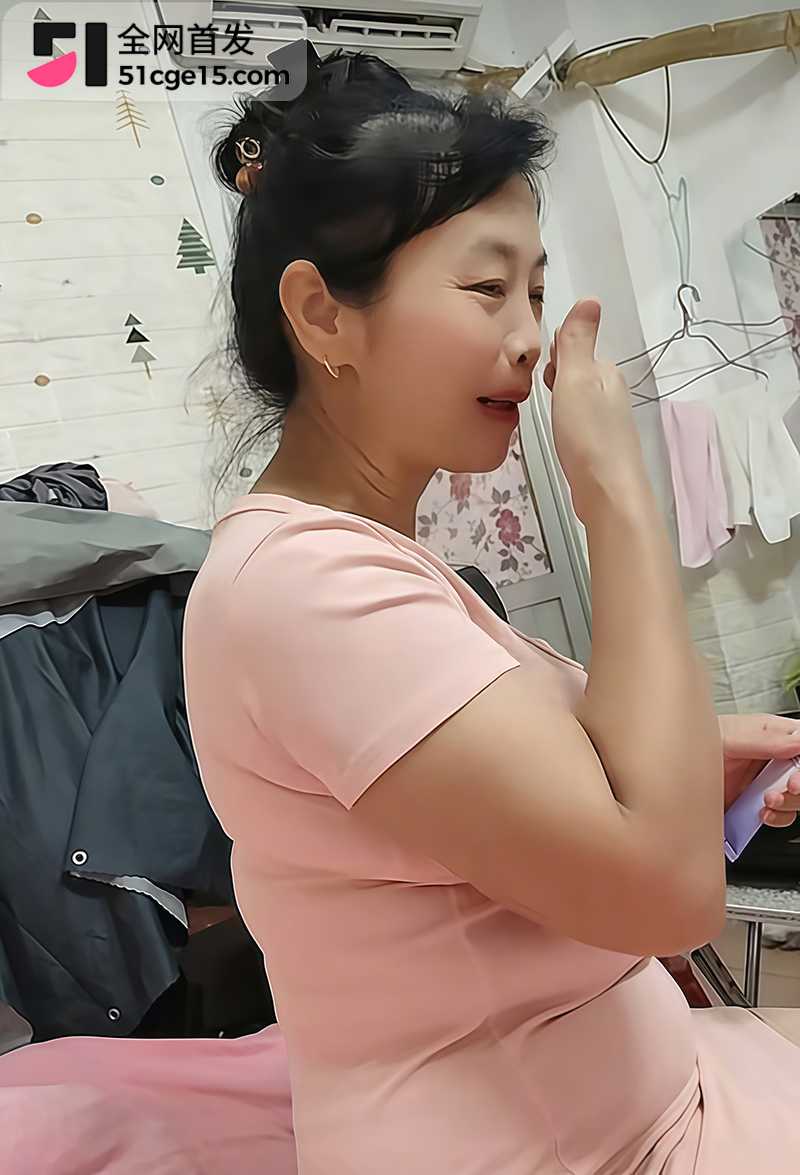广东龙岗舒心姐姐养生馆女老板翻车 3 拷贝