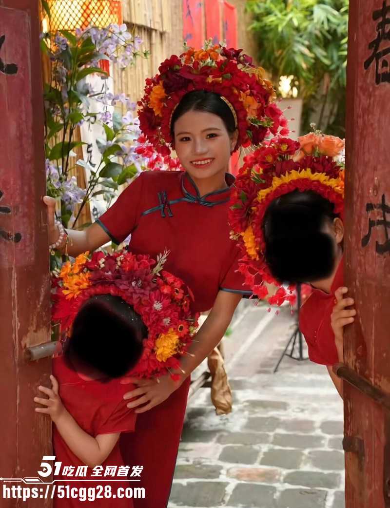 抖音网红小英曝上如拉出轨其亲表妹06 抖音网红小英曝上如拉出轨其亲表妹06