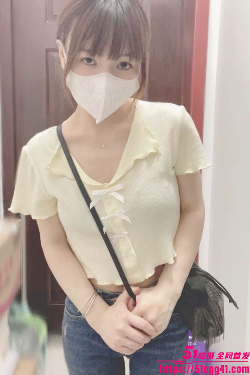 网红模特晓晓可可爱大尺度自拍合集 2 网红模特晓晓可可爱大尺度自拍合集 2