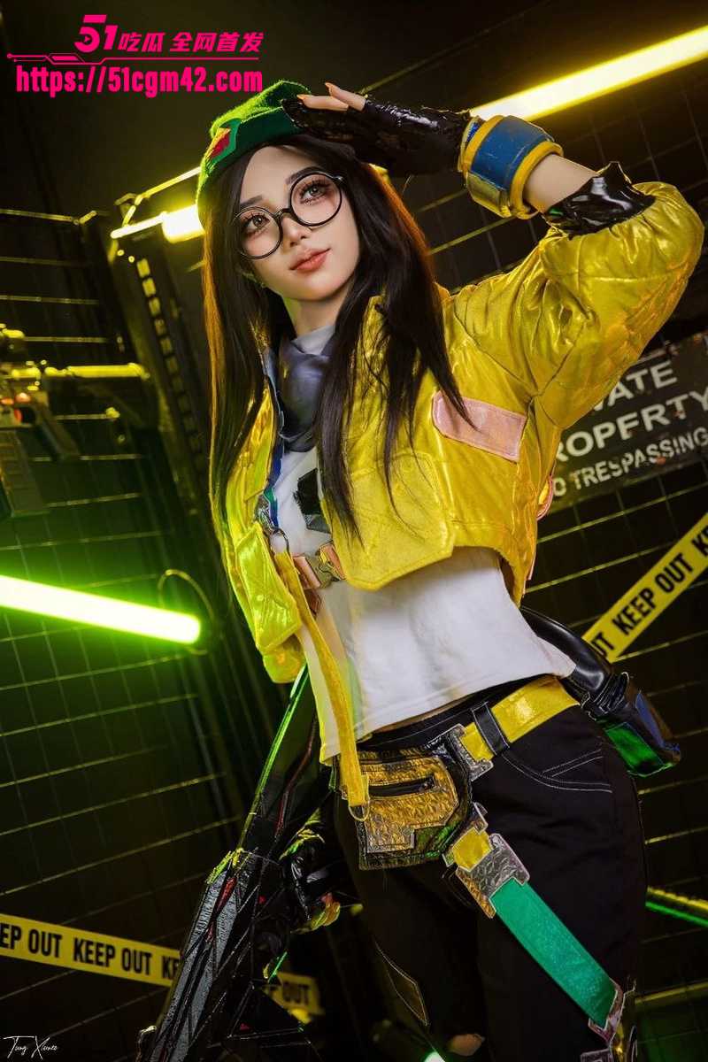 越南07年嫩妹 早期从事角色扮演工作 还兼职卖逼 3 越南07年嫩妹 早期从事角色扮演工作 还兼职卖逼 3