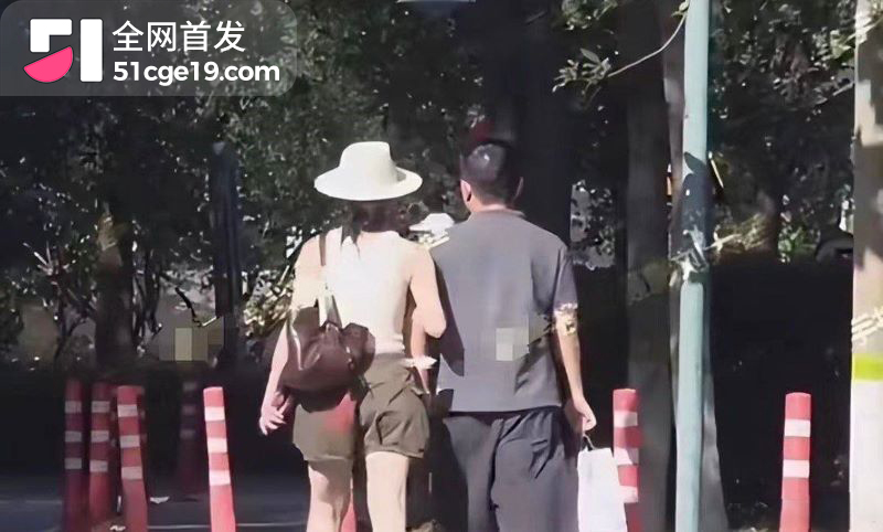 女明星李梦公开承认有娃孩子爹是邬浪 8 女明星李梦公开承认有娃孩子爹是邬浪 8