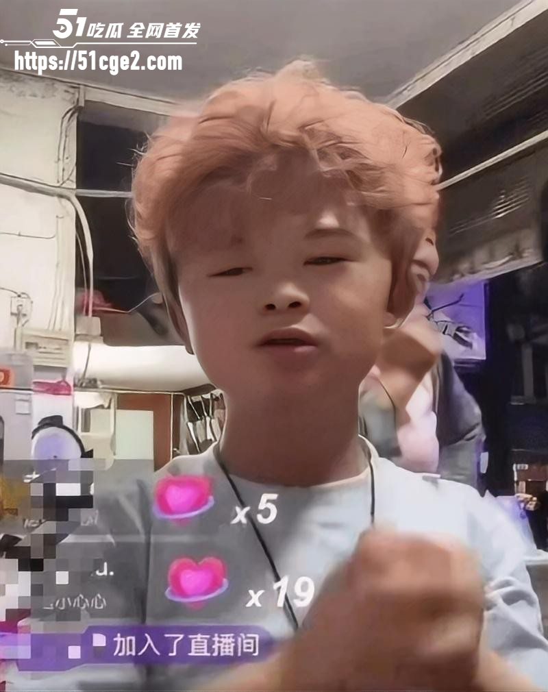 抖音网红范小勤直播卖书法02 抖音网红范小勤直播卖书法02