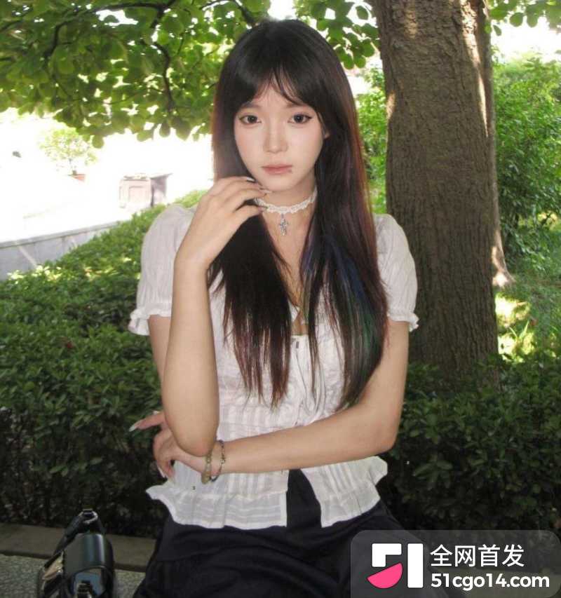 清纯女大 私密自拍 1 清纯女大 私密自拍 1