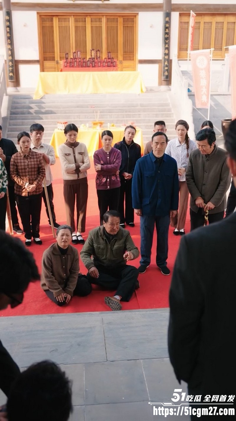 热播短剧清明祭祖撞破老婆的双重人生全集 7 热播短剧清明祭祖撞破老婆的双重人生全集 7