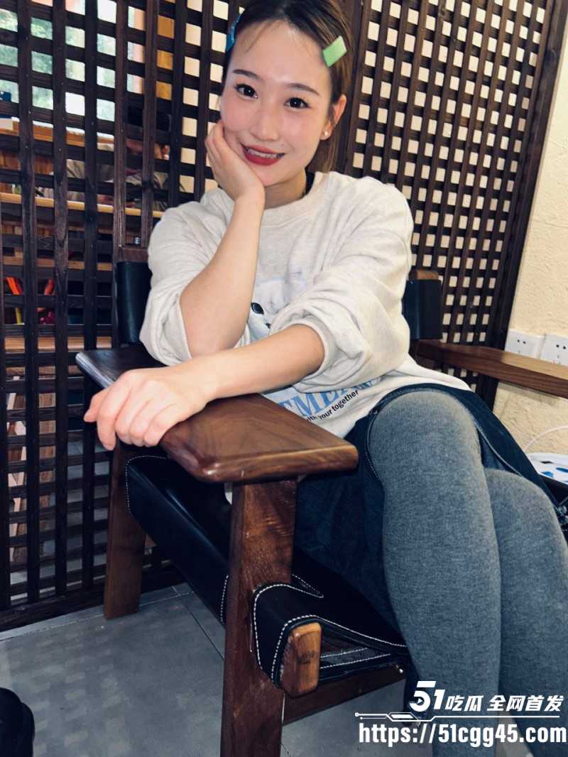 女友打牌惩罚陪睡被男友曝光01 女友打牌惩罚陪睡被男友曝光01